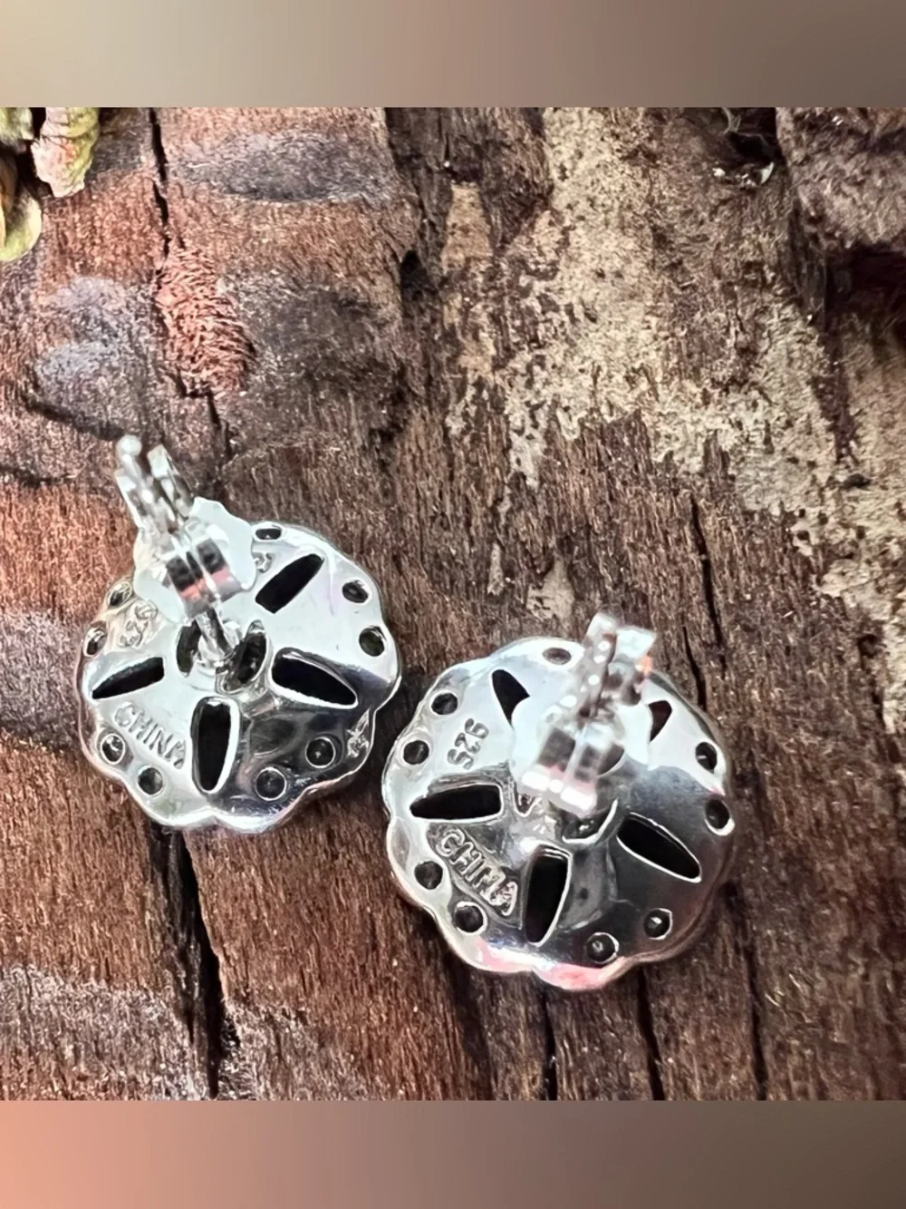 Artisan 925 Sterling Silver Floral CZ Stud Earrings Rhodium Plated 1/2” - Picture 3 of 5